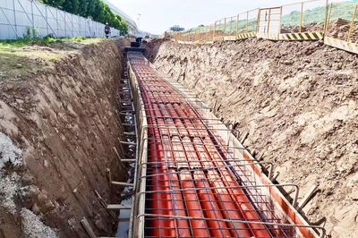 用“掃雷”施工法推進電纜鋪設，二航局助力車谷新能源汽車產業“加速跑”